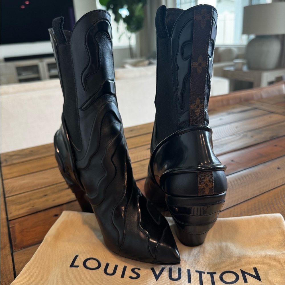 Louis Vuitton Black Heeled Fireball Boots
